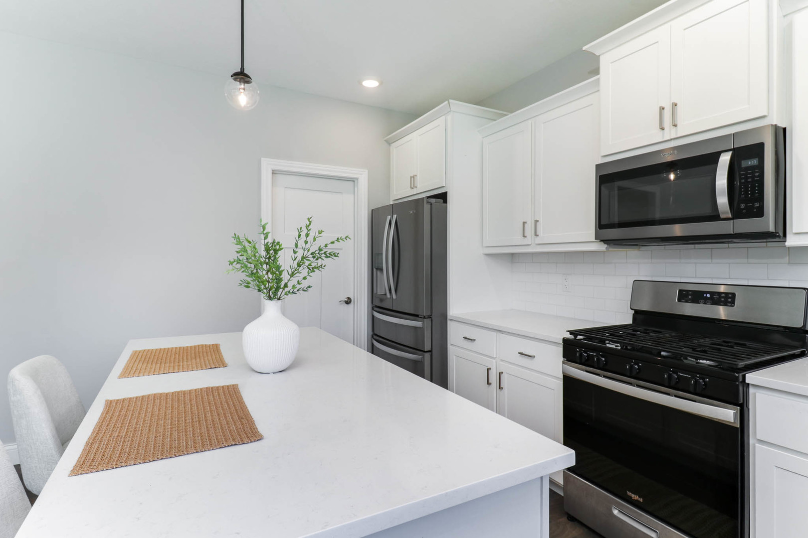 9 Brookstone Circle, Bloomington, IL 61704