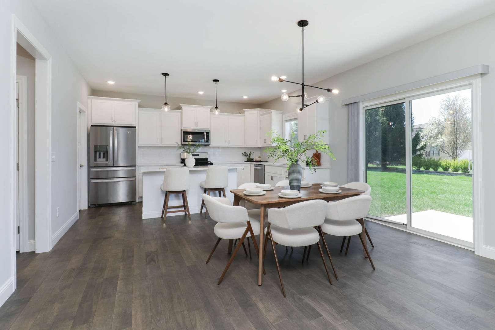 9 Brookstone Circle, Bloomington, IL 61704