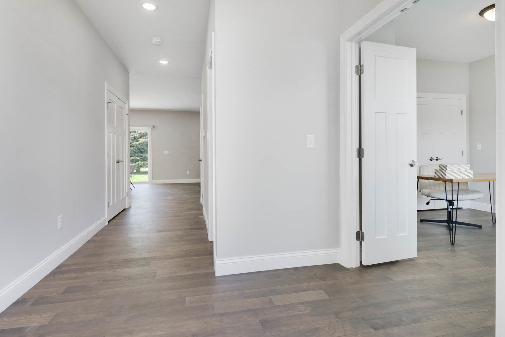 9 Brookstone Circle, Bloomington, IL 61704