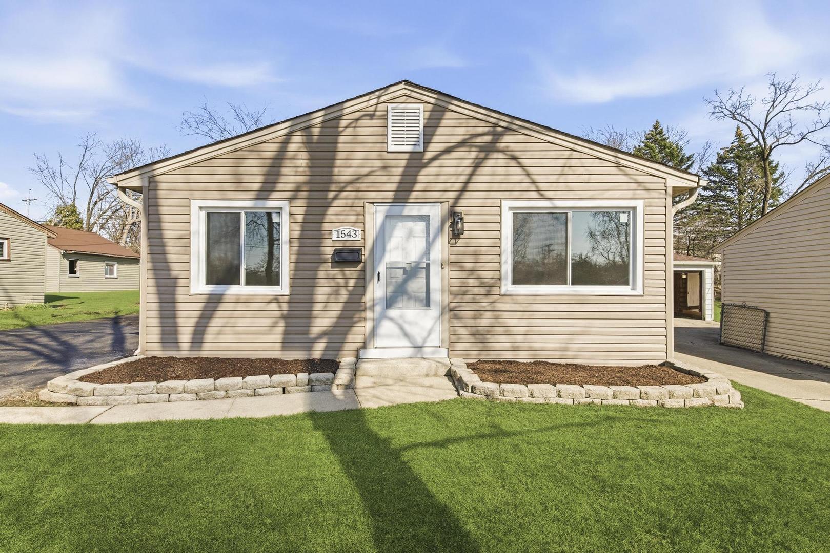 1543 Highland Avenue, Glendale Heights, IL 60139