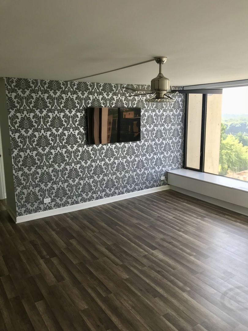 5455 N Sheridan Road #908, Chicago, IL 60640