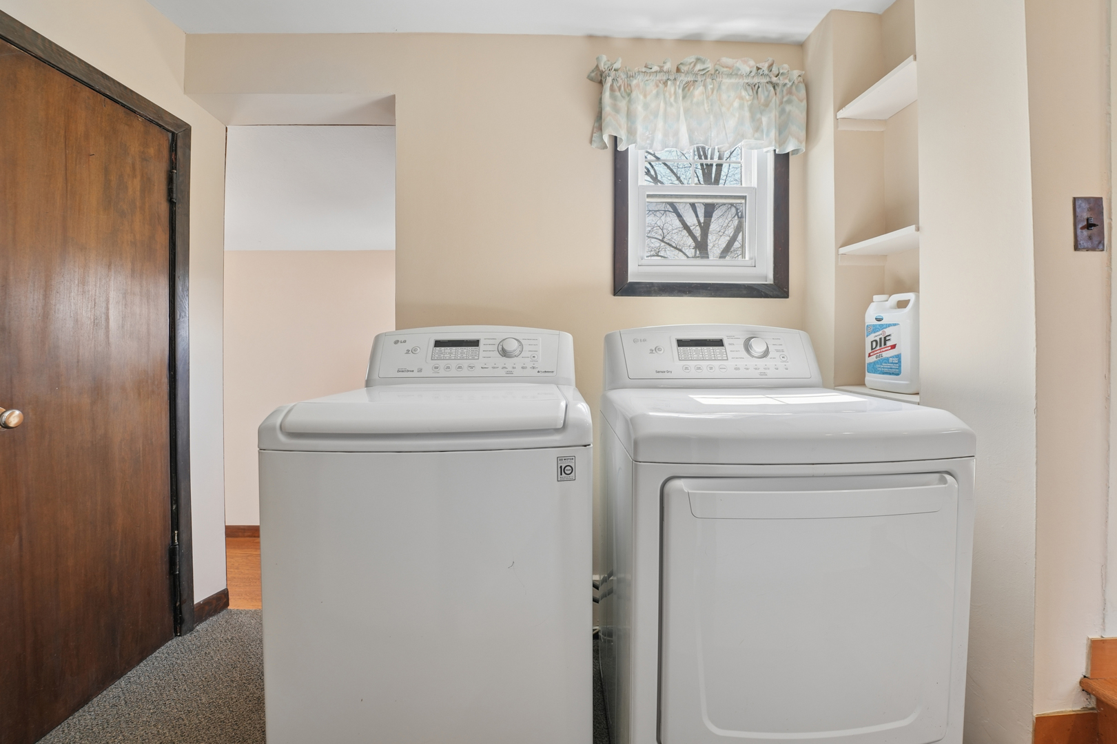 901 E Sunrise Road, Addison, IL 60101