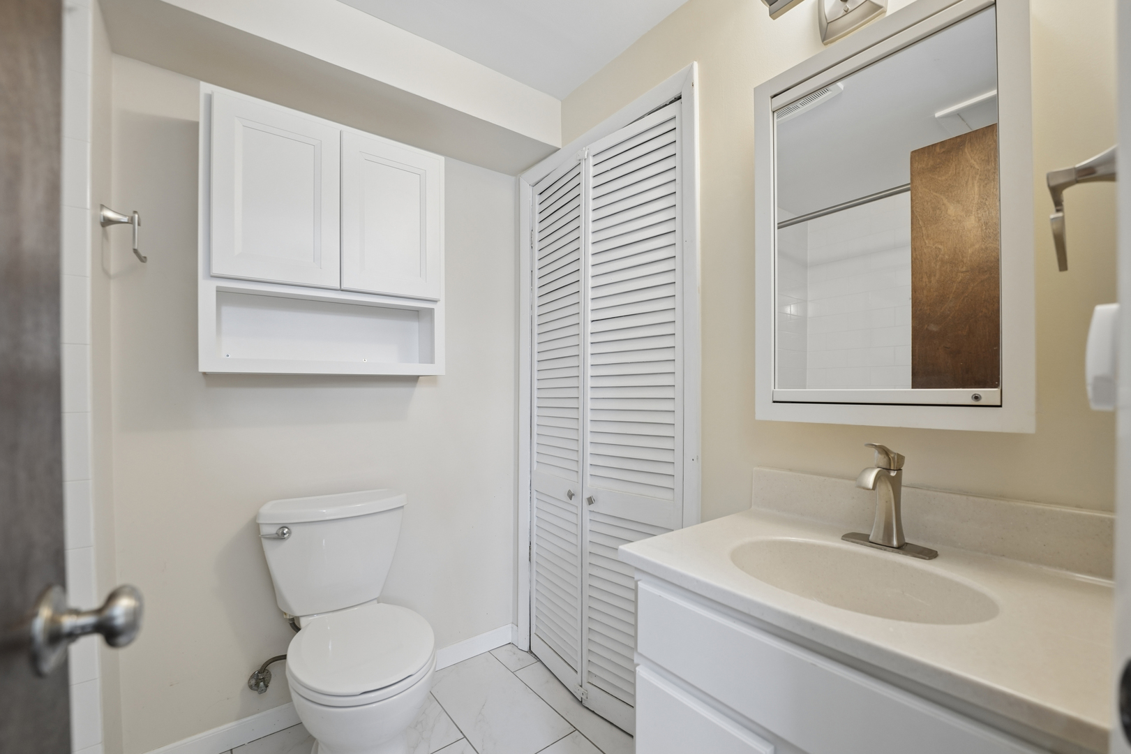 901 E Sunrise Road, Addison, IL 60101