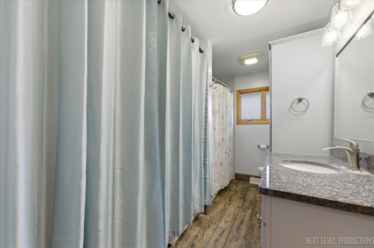 116 Briar Lane, North Aurora, IL 60542