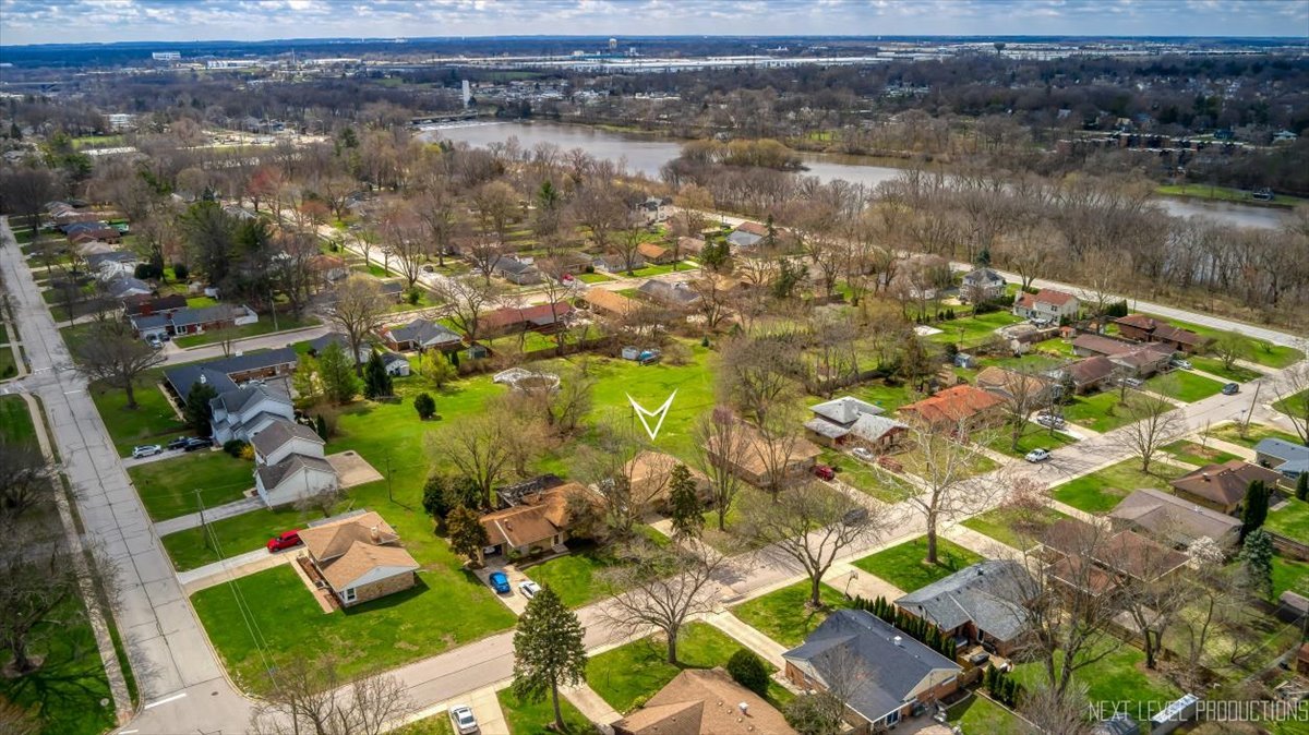 116 Briar Lane, North Aurora, IL 60542