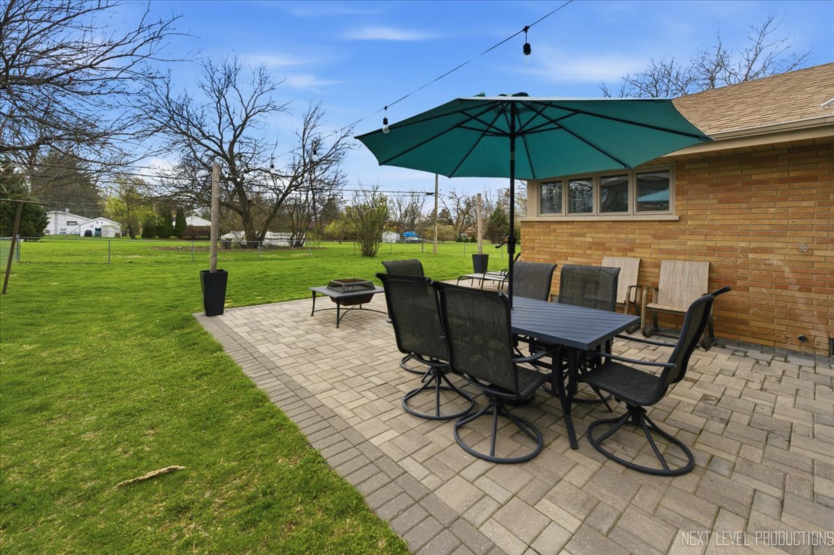 116 Briar Lane, North Aurora, IL 60542