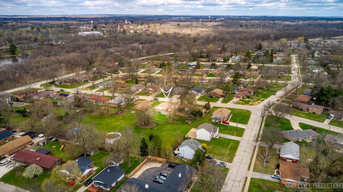 116 Briar Lane, North Aurora, IL 60542