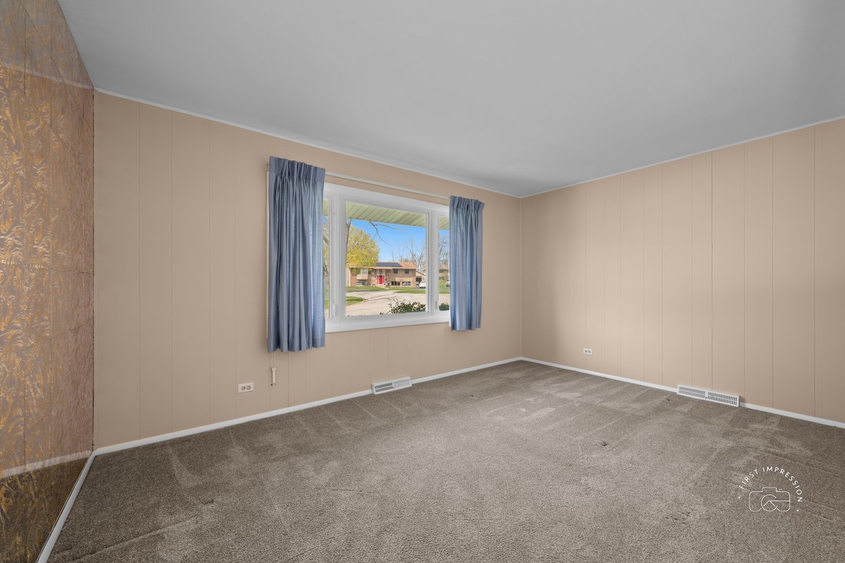 2935 Shepherd Court, Woodridge, IL 60517