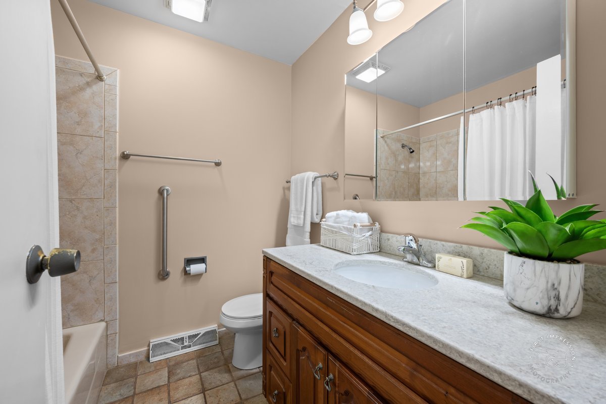 2935 Shepherd Court, Woodridge, IL 60517