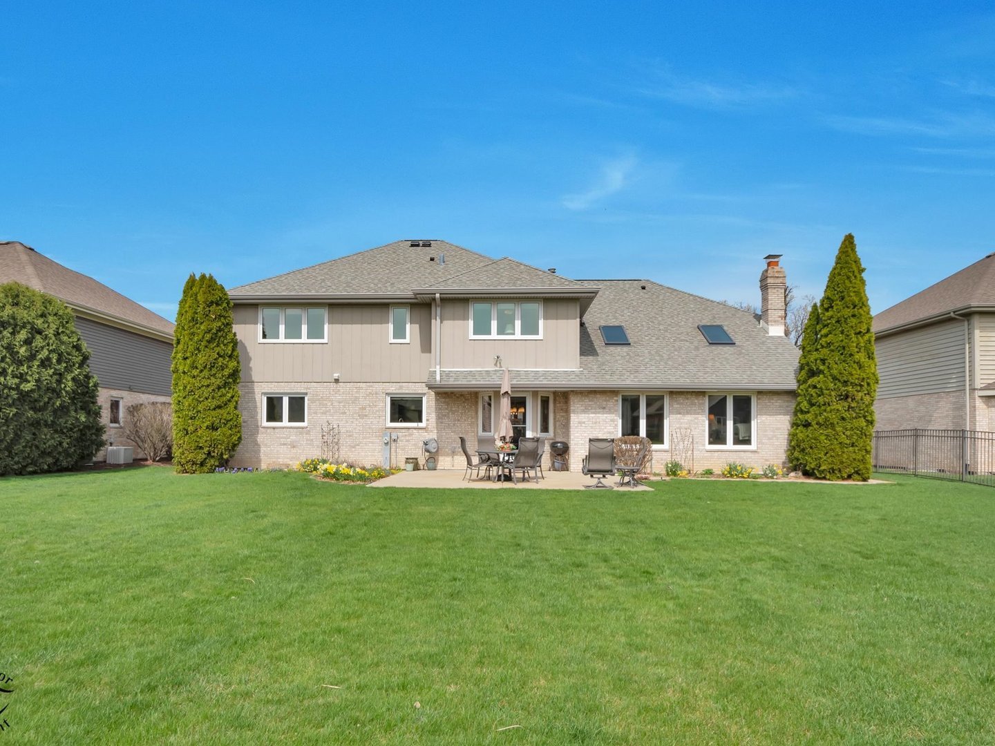 9219 Greenwood Drive, Tinley Park, IL 60487