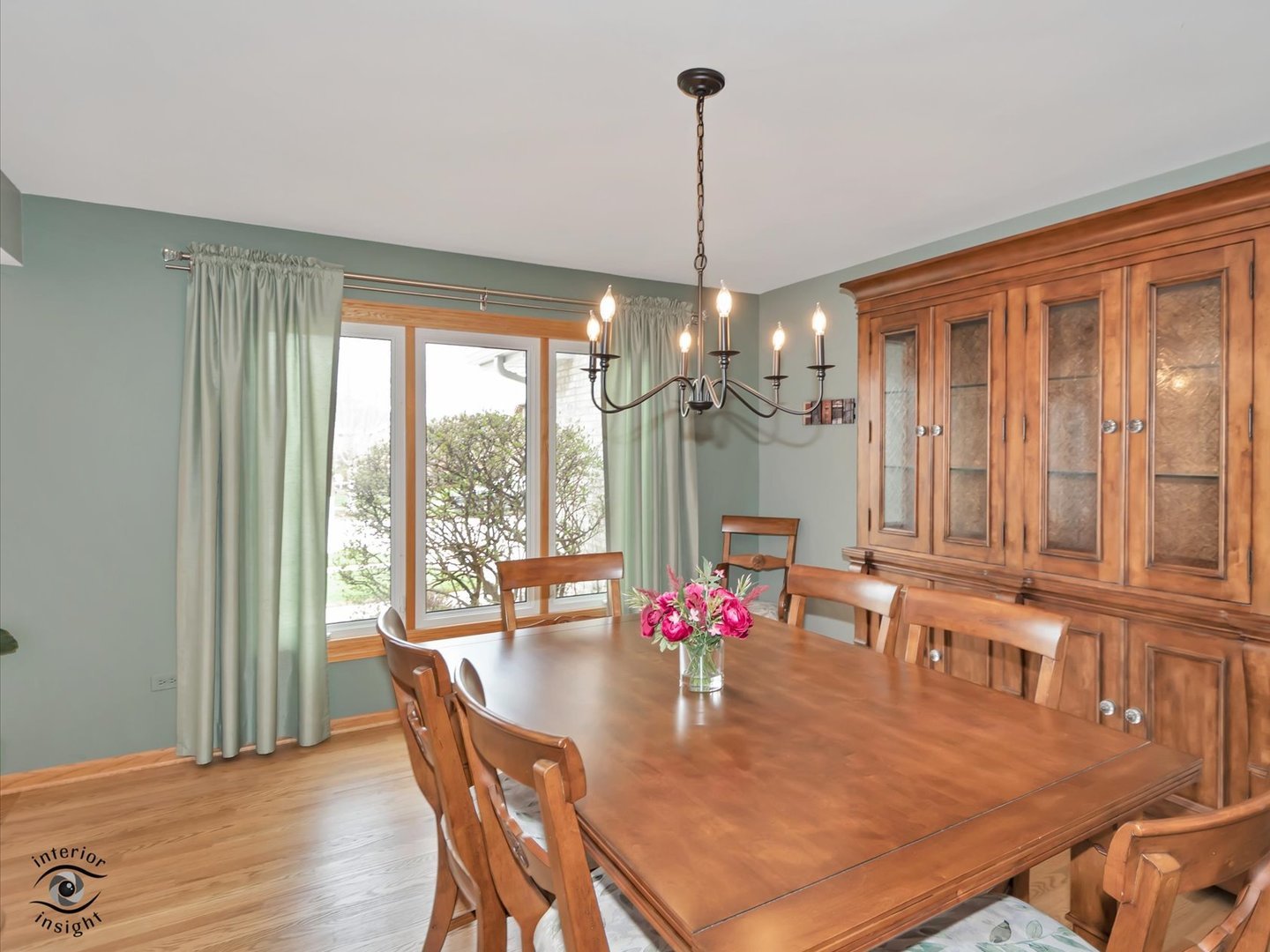 9219 Greenwood Drive, Tinley Park, IL 60487