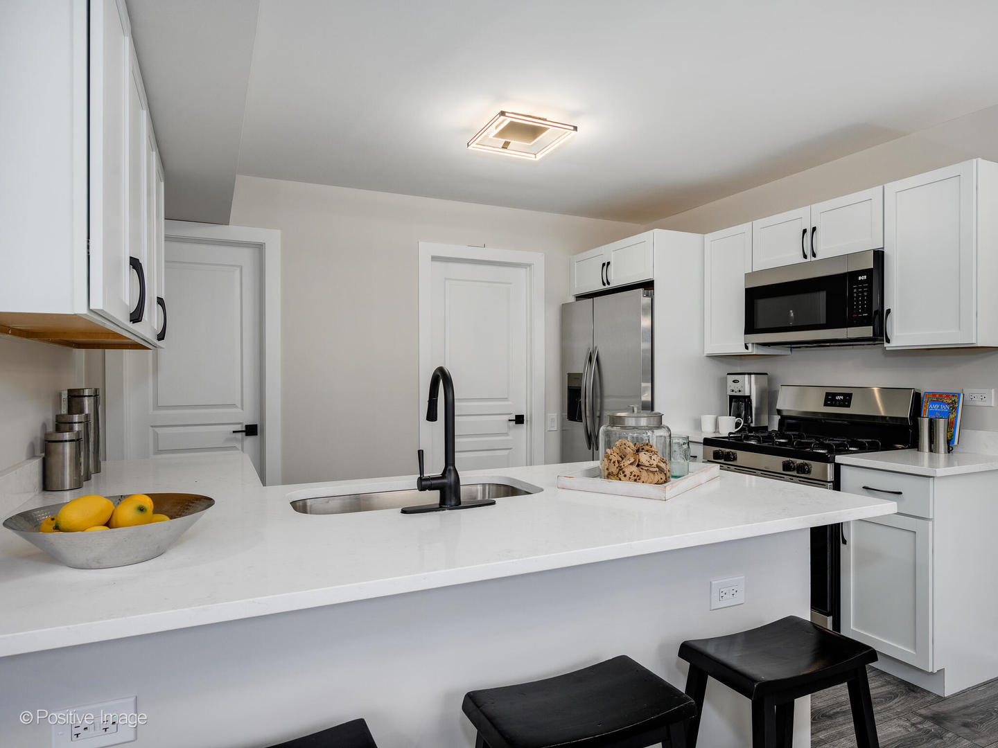 1285 Summersweet Lane, Bartlett, IL 60103