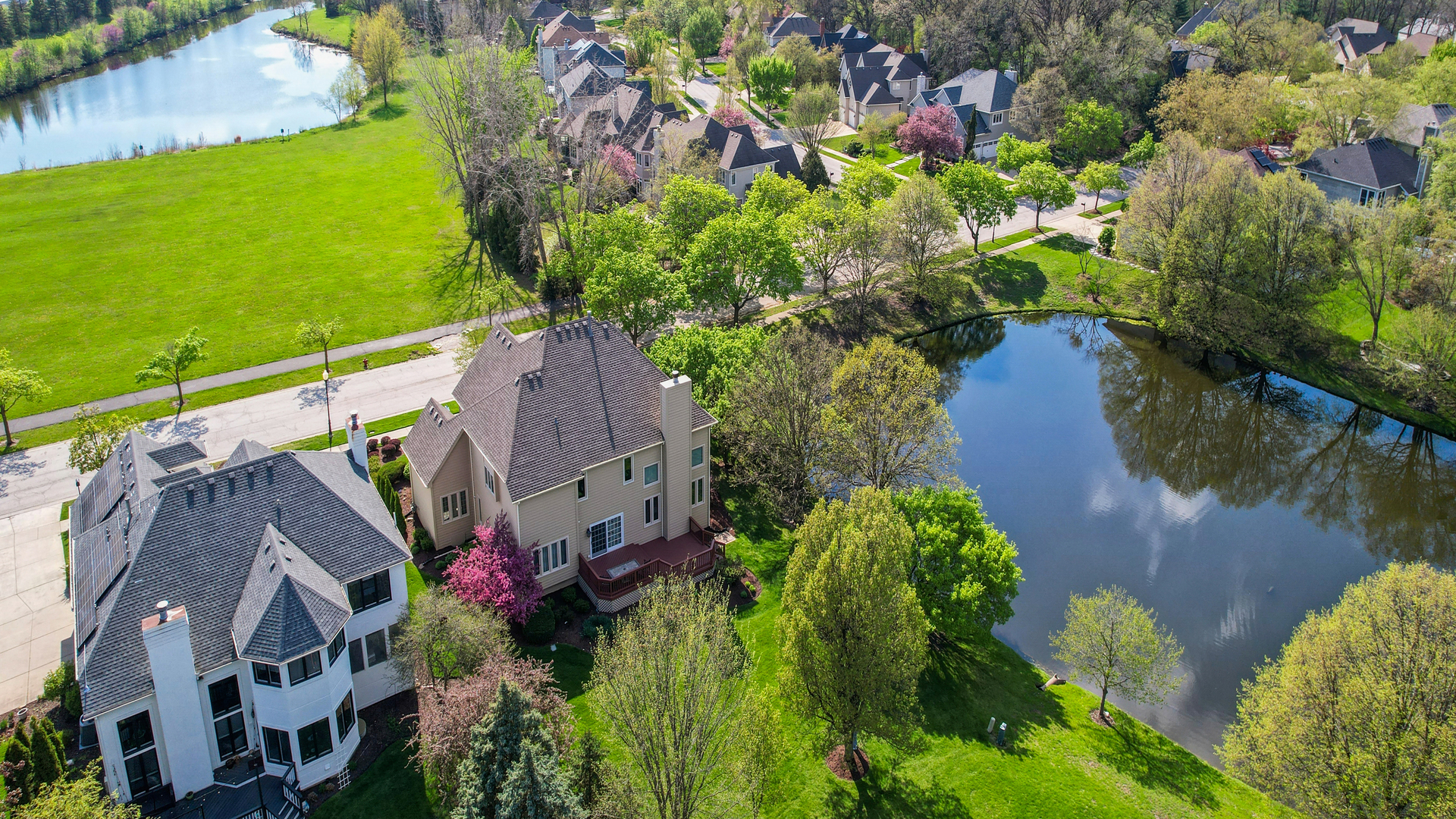 2360 Sutton Lane, Aurora, IL 60502