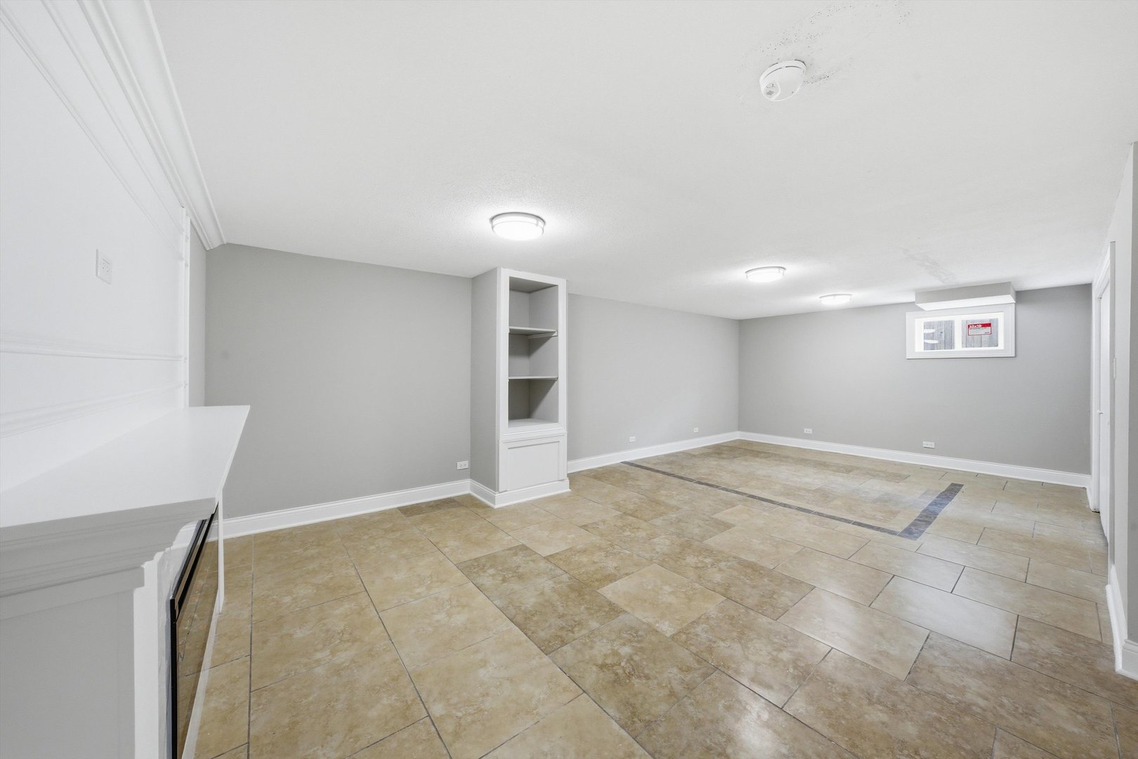 4728 W 99th Place, Oak Lawn, IL 60453