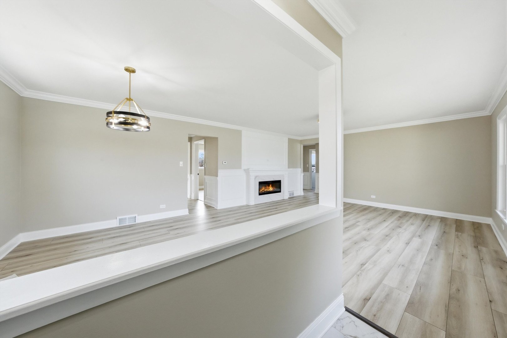 4728 W 99th Place, Oak Lawn, IL 60453