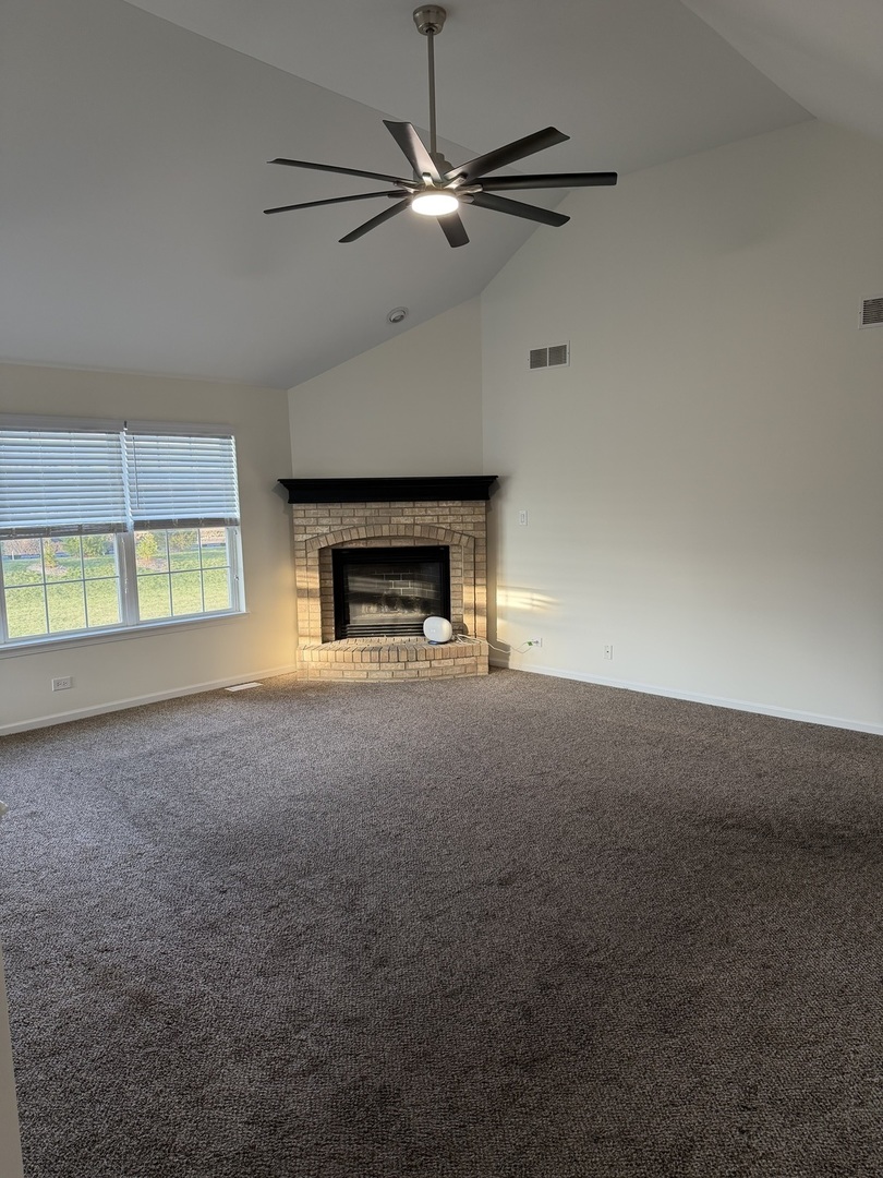 329 Garden Circle, Yorkville, IL 60560