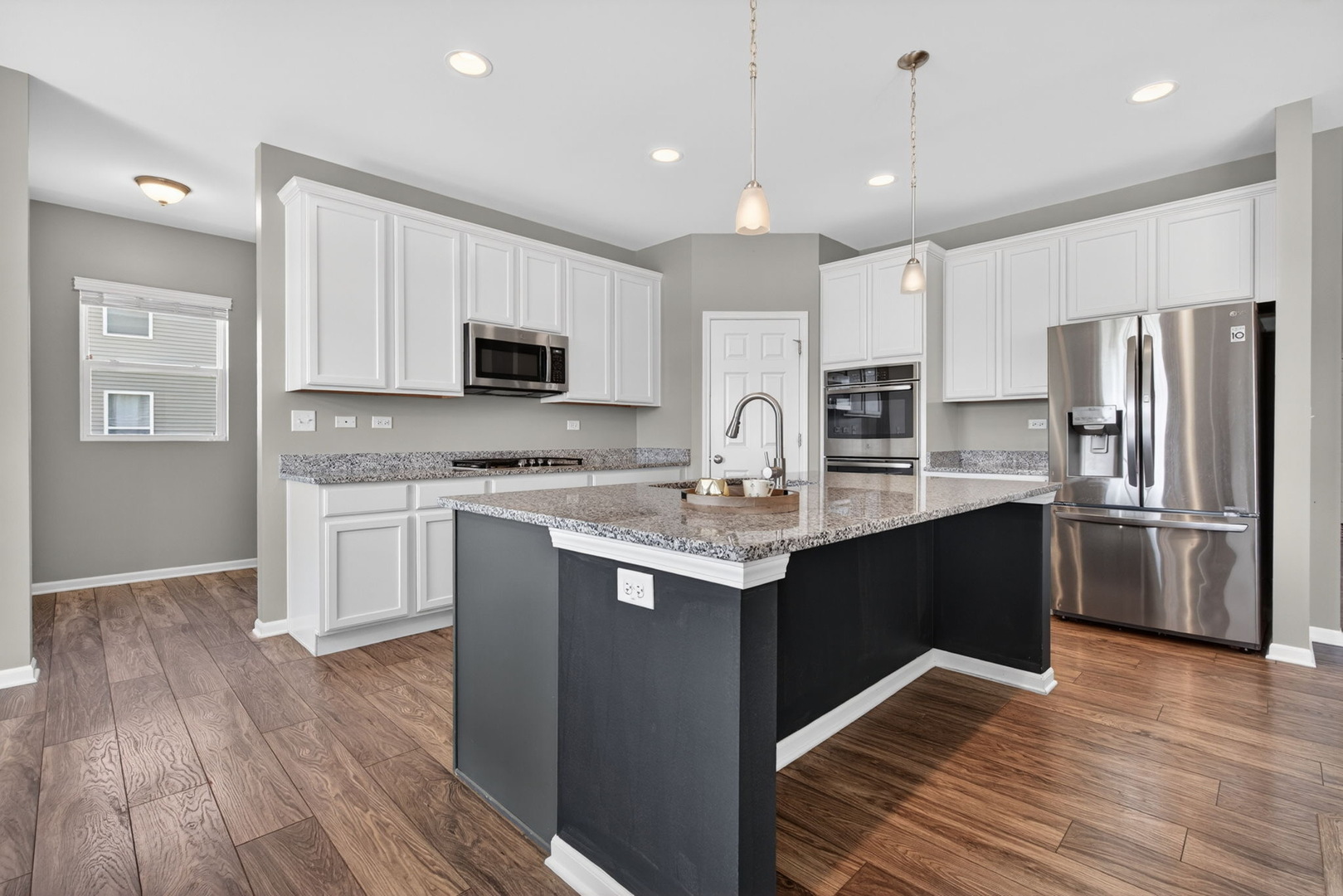 26525 W Old Stage Lane, Channahon, IL 60410