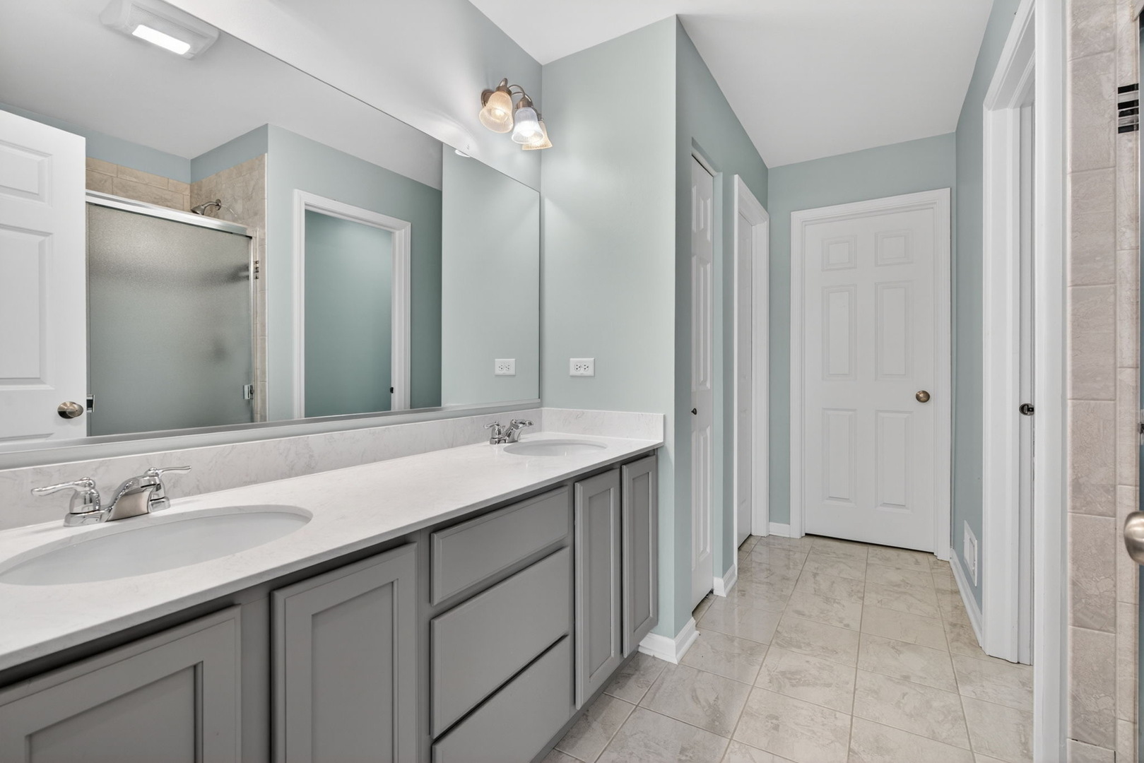 26525 W Old Stage Lane, Channahon, IL 60410