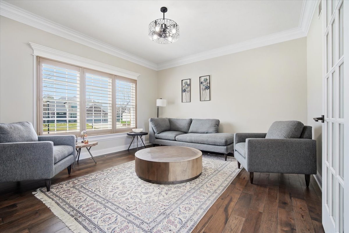 5 Mackenzie Court, Bloomington, IL 61704