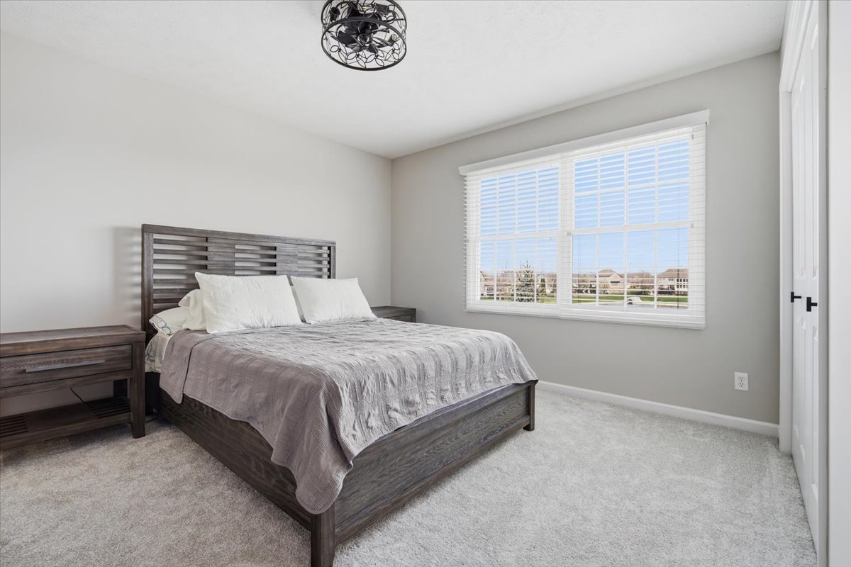 5 Mackenzie Court, Bloomington, IL 61704