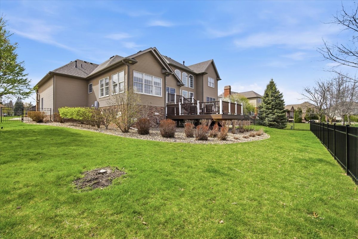 5 Mackenzie Court, Bloomington, IL 61704