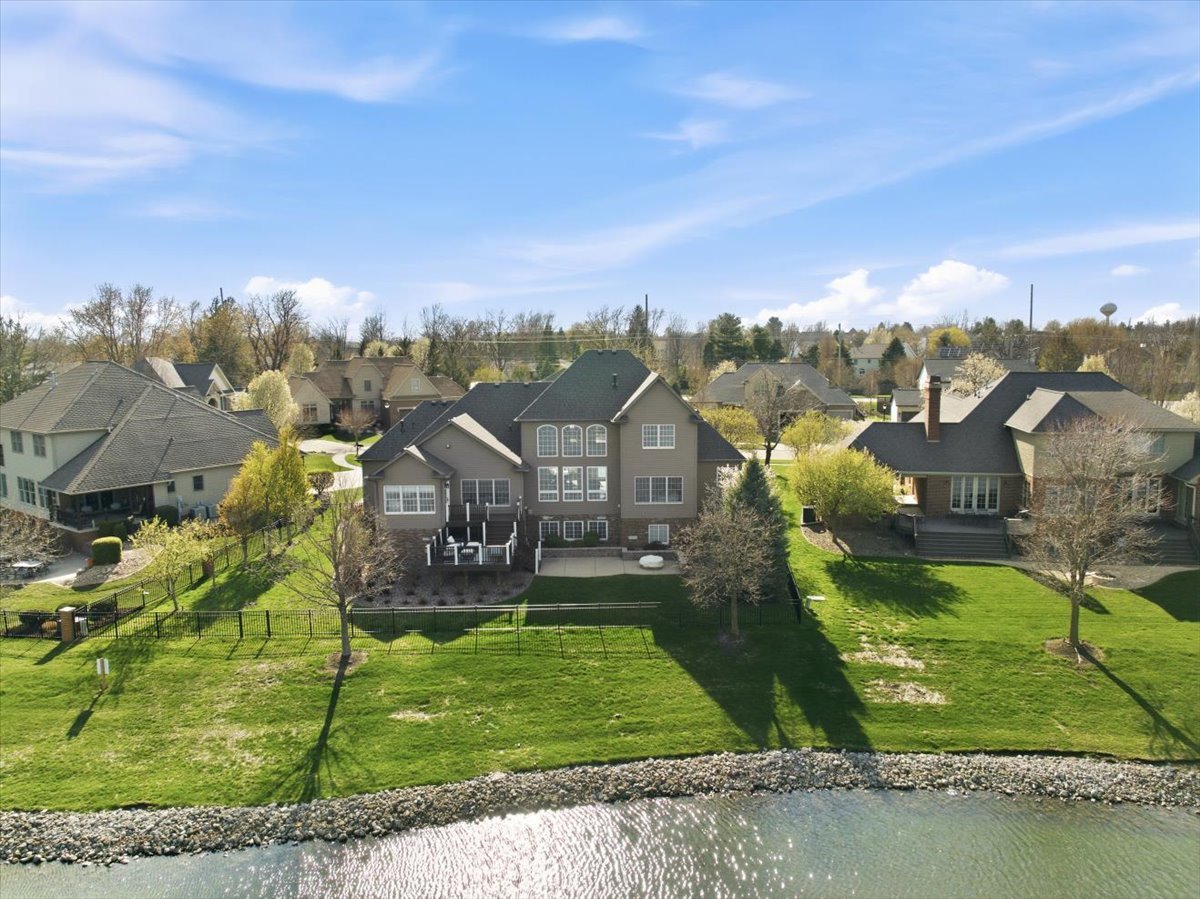 5 Mackenzie Court, Bloomington, IL 61704