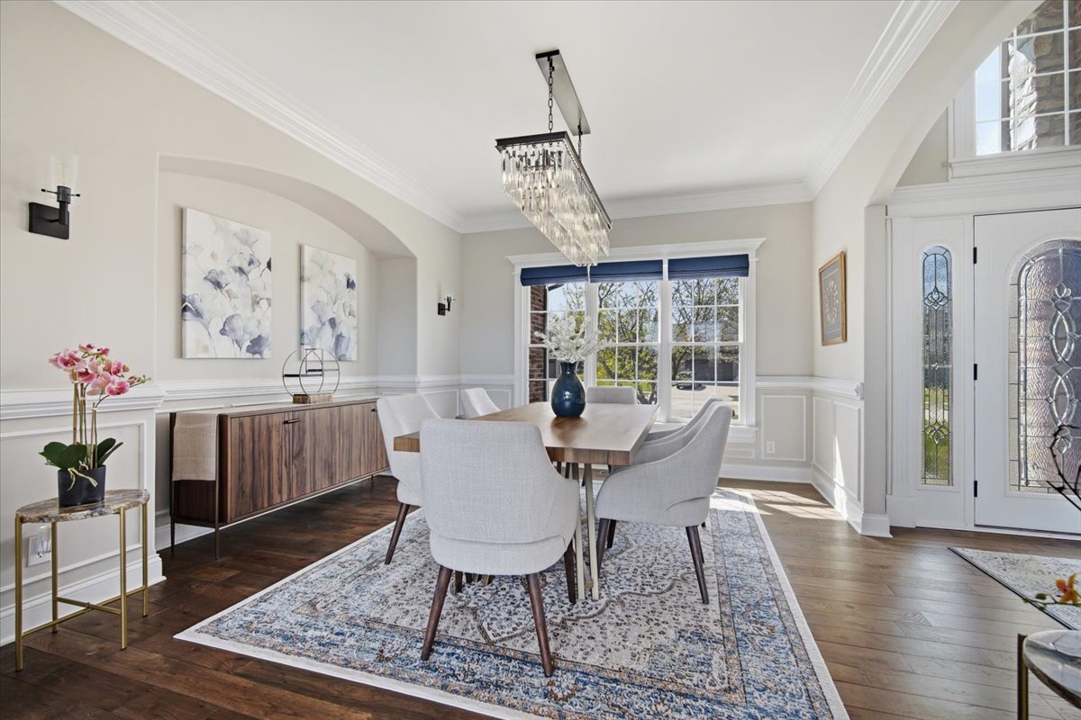 5 Mackenzie Court, Bloomington, IL 61704