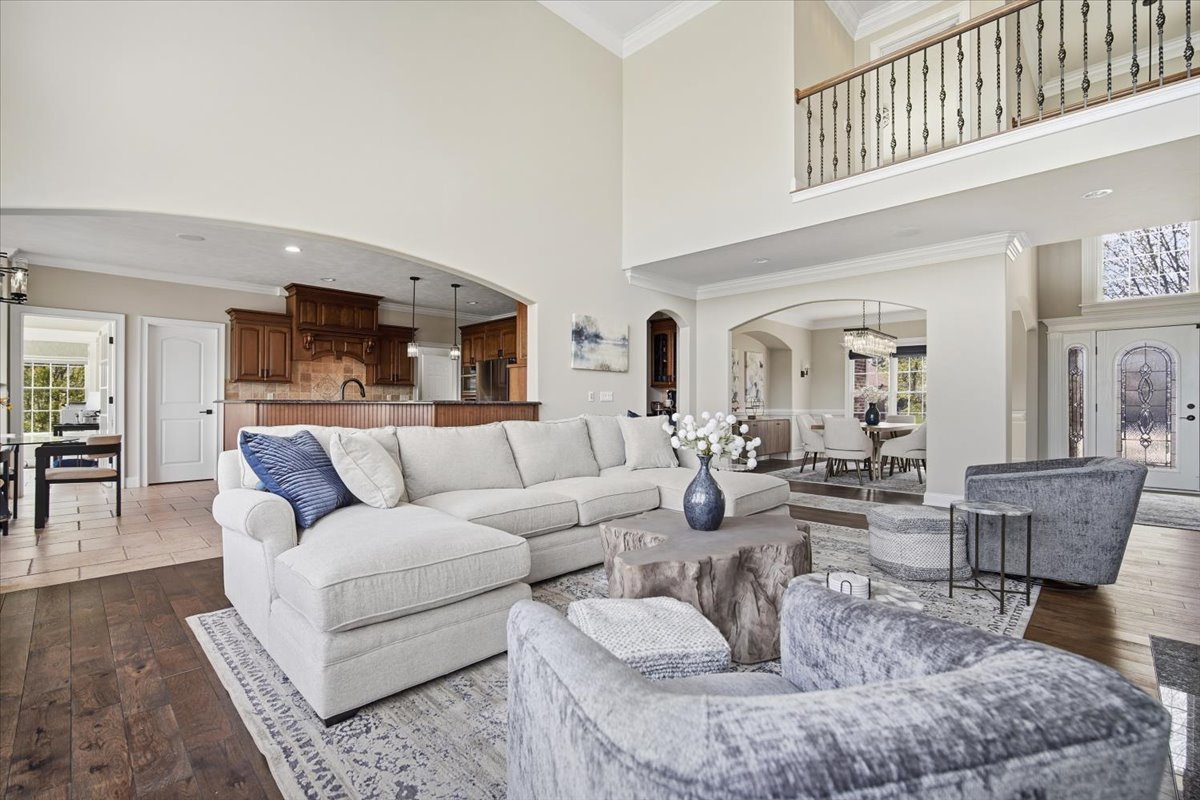 5 Mackenzie Court, Bloomington, IL 61704