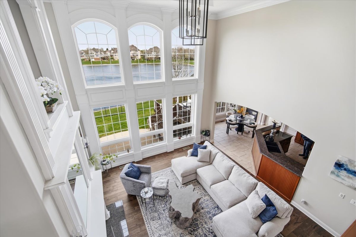 5 Mackenzie Court, Bloomington, IL 61704