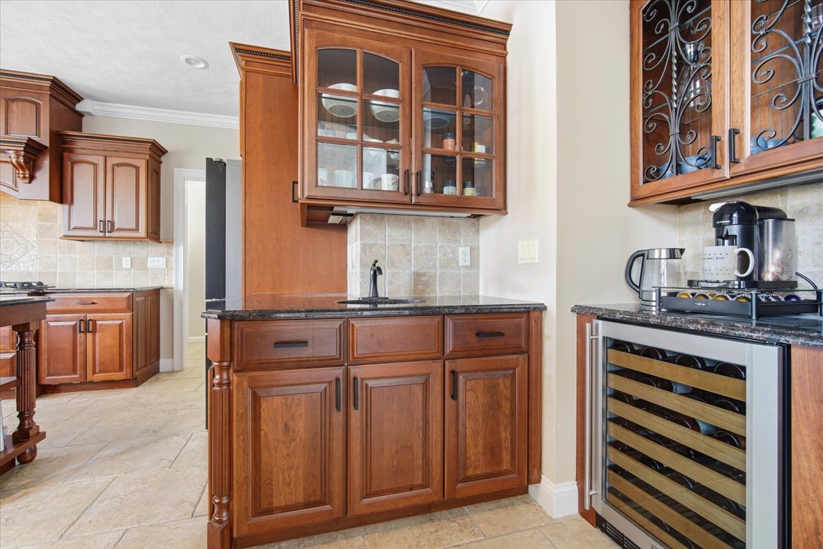 5 Mackenzie Court, Bloomington, IL 61704