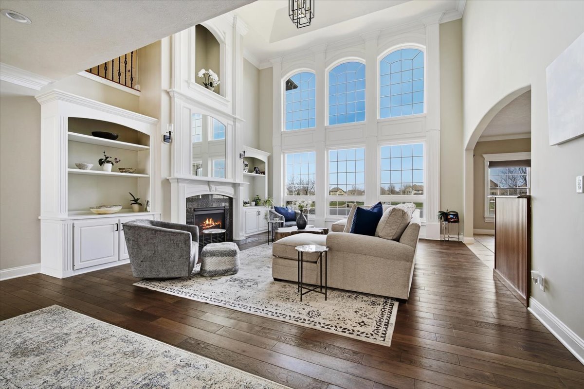 5 Mackenzie Court, Bloomington, IL 61704