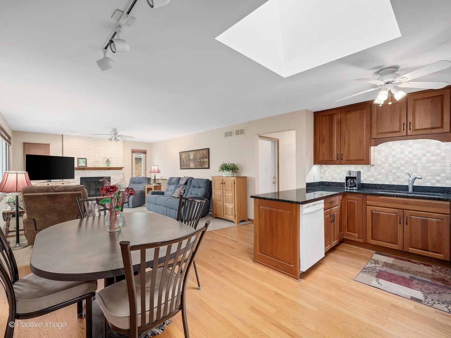 7201 Powell Street, Downers Grove, IL 60516