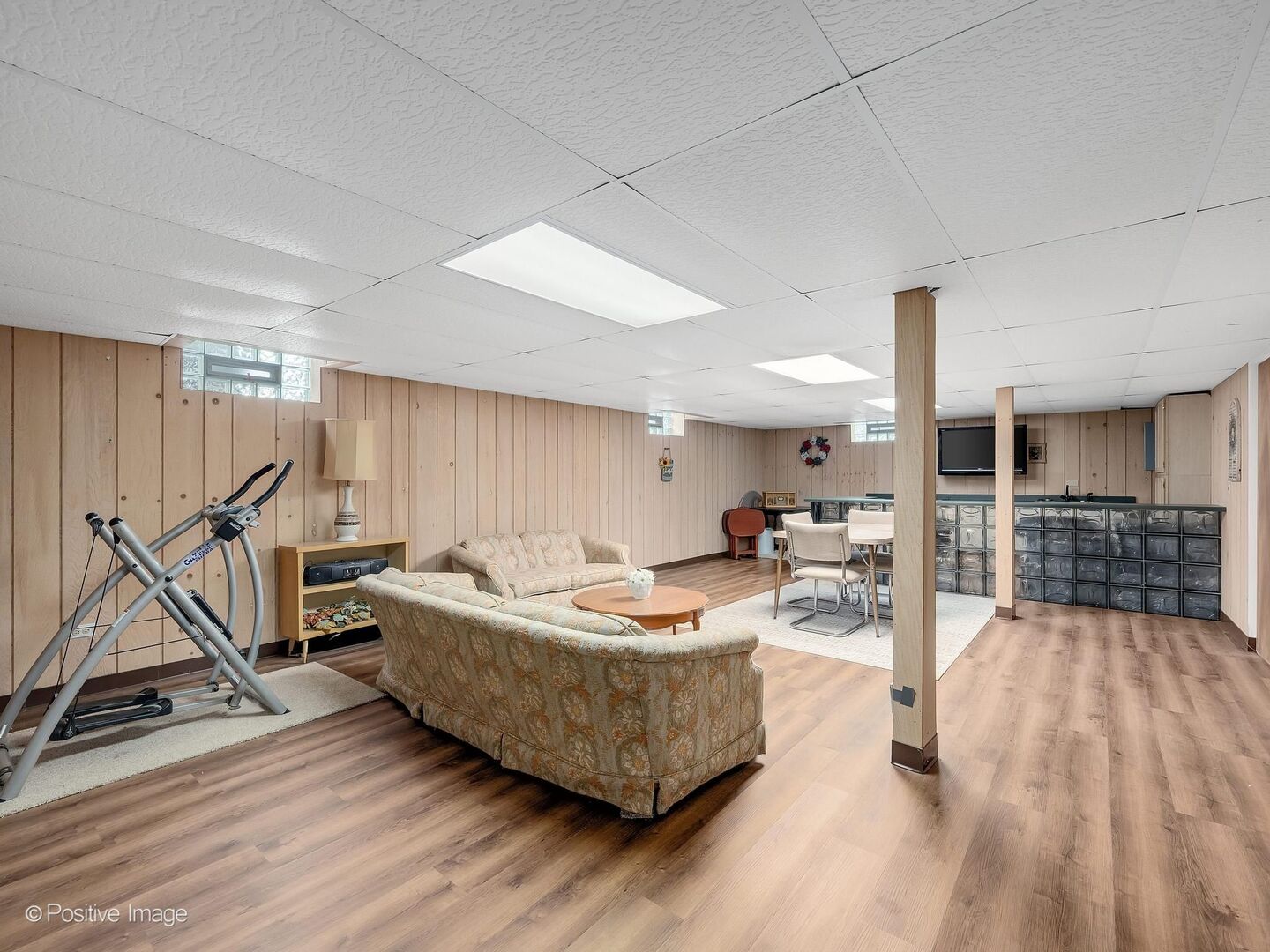 7201 Powell Street, Downers Grove, IL 60516