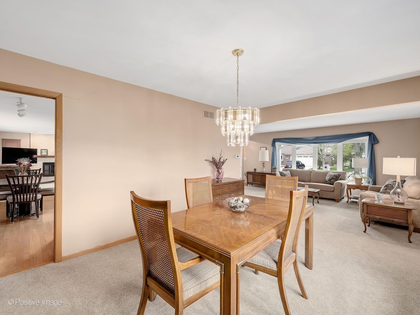 7201 Powell Street, Downers Grove, IL 60516