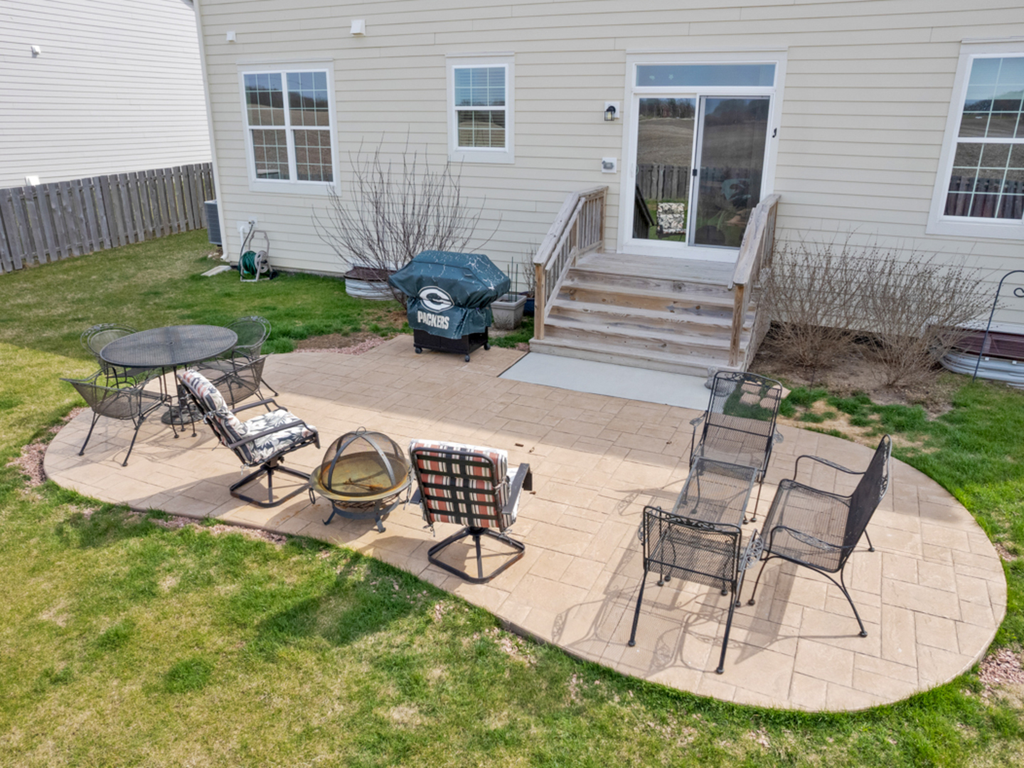 1812 Empress Drive, Elgin, IL 60124