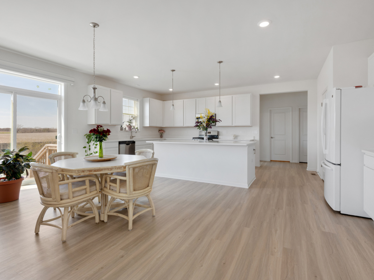 1812 Empress Drive, Elgin, IL 60124