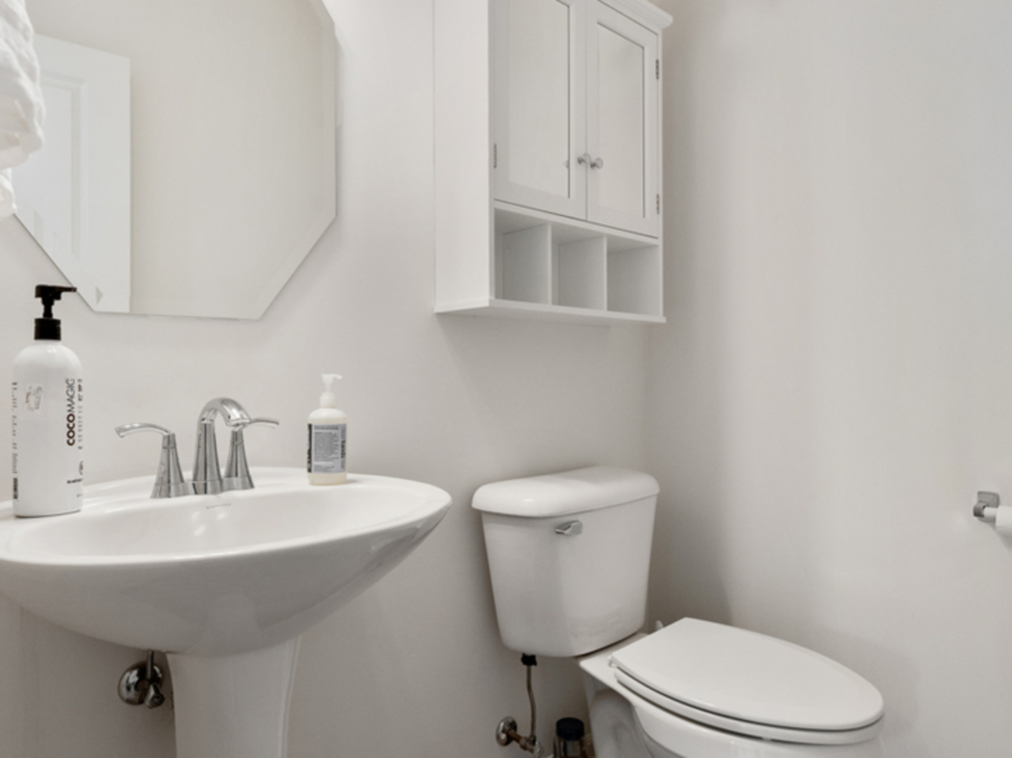 1812 Empress Drive, Elgin, IL 60124