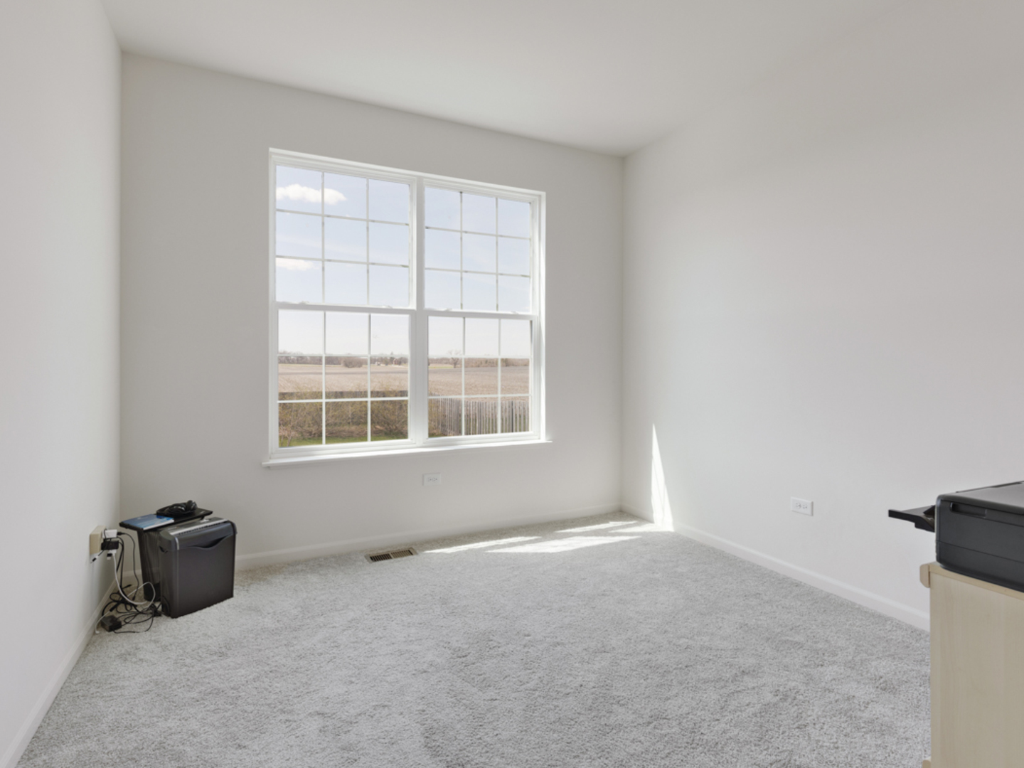 1812 Empress Drive, Elgin, IL 60124