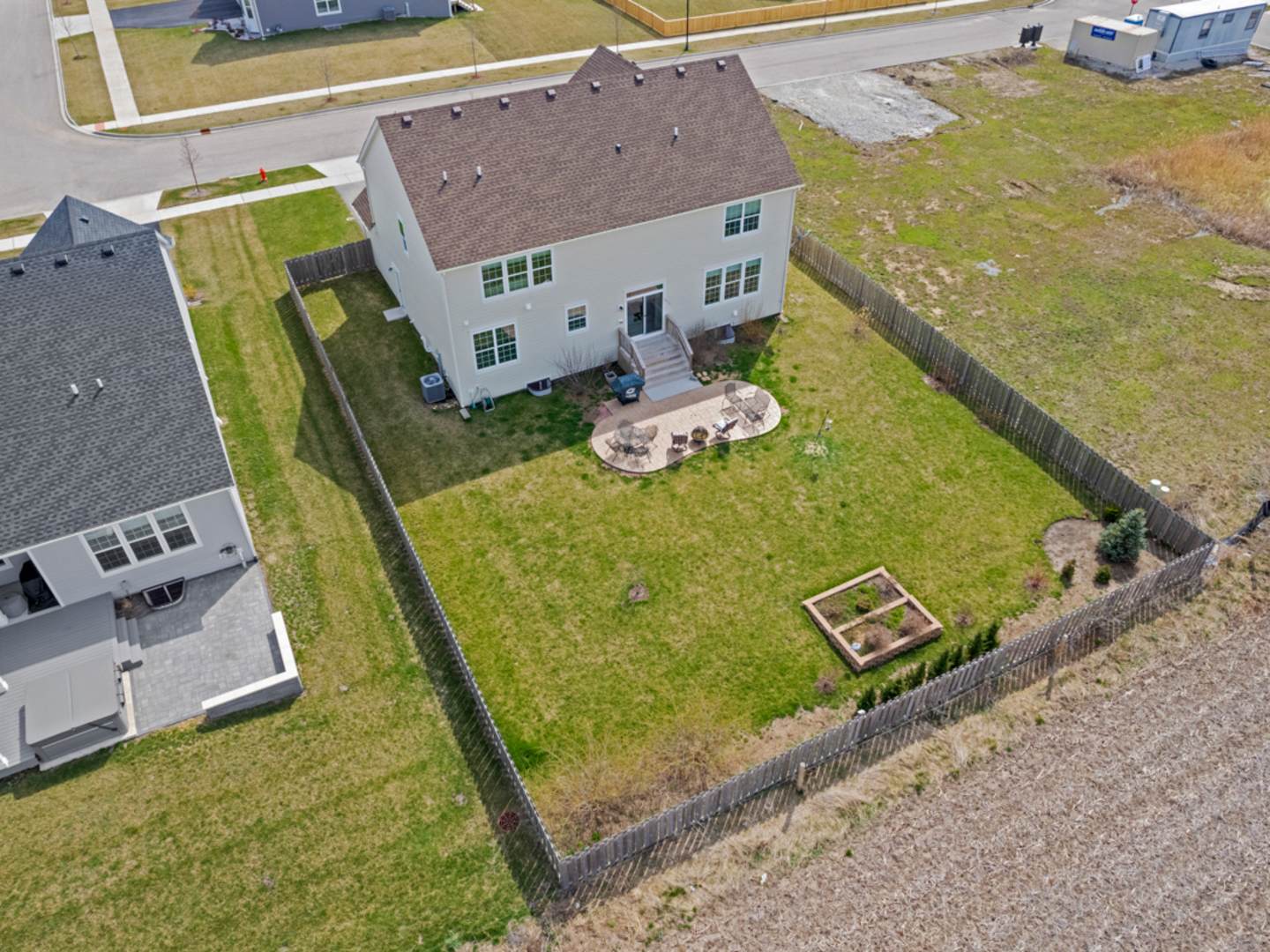 1812 Empress Drive, Elgin, IL 60124