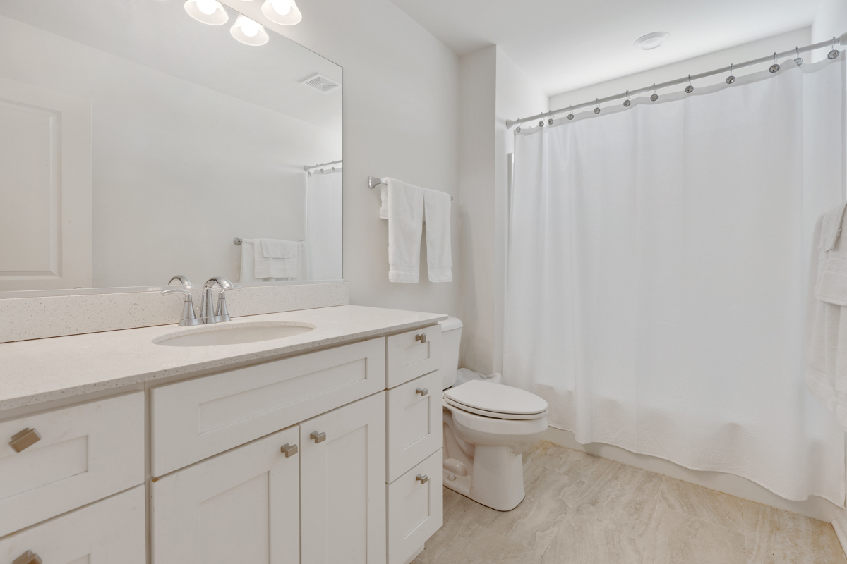 1812 Empress Drive, Elgin, IL 60124