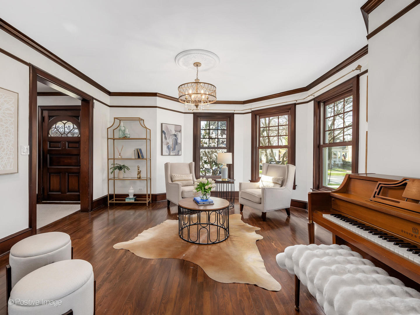 123 S Kensington Avenue, La Grange, IL 60525