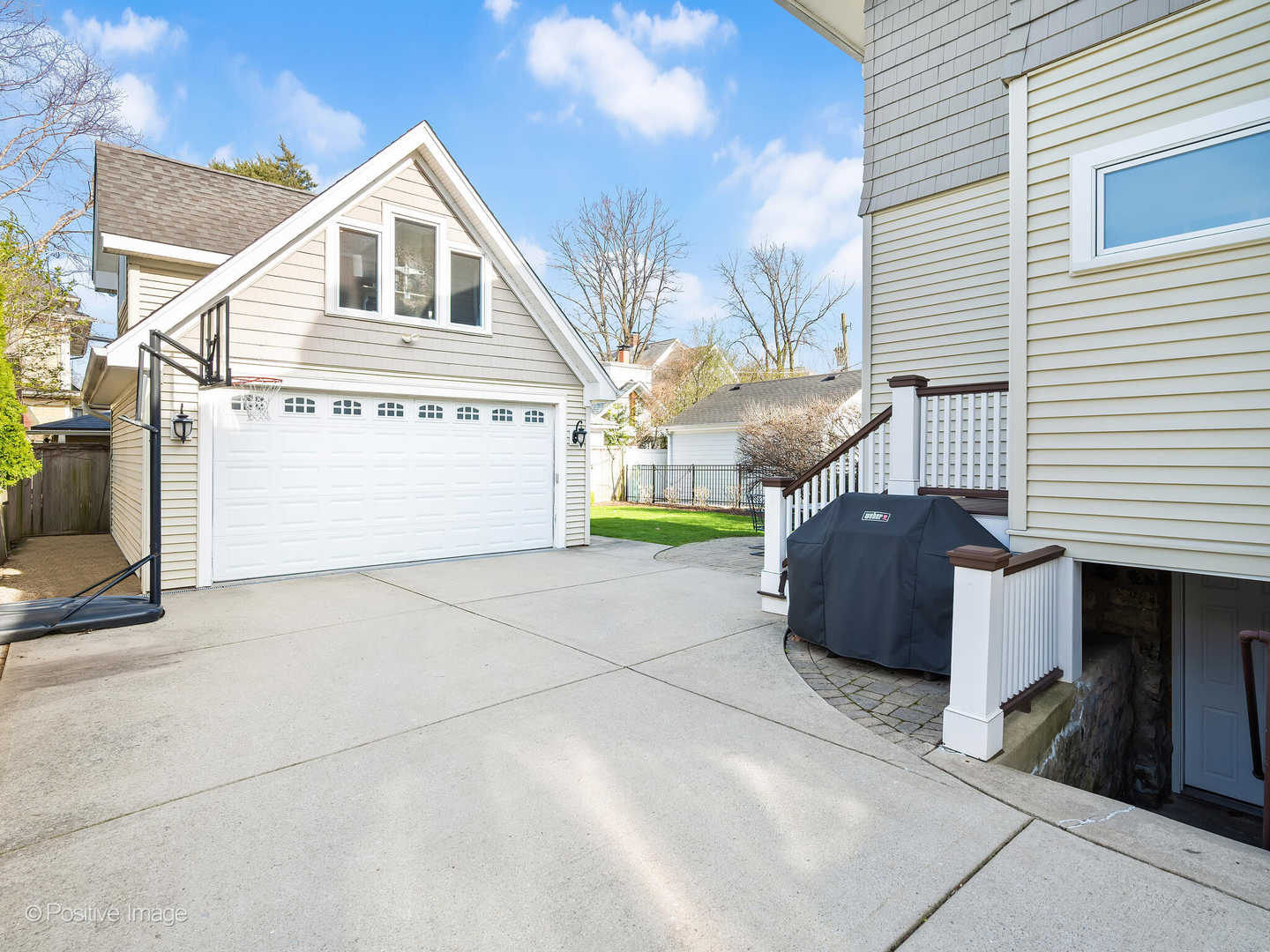 123 S Kensington Avenue, La Grange, IL 60525