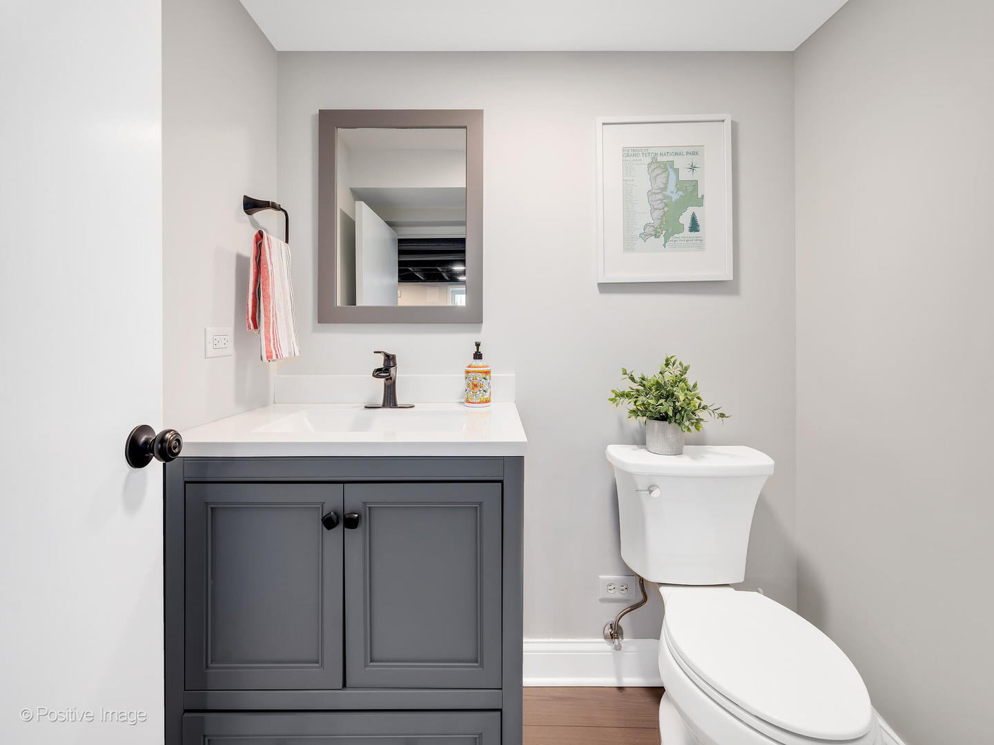 123 S Kensington Avenue, La Grange, IL 60525