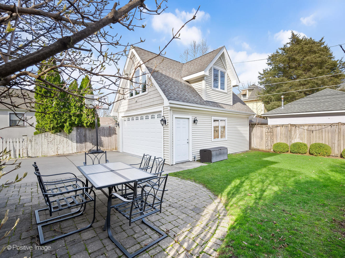 123 S Kensington Avenue, La Grange, IL 60525