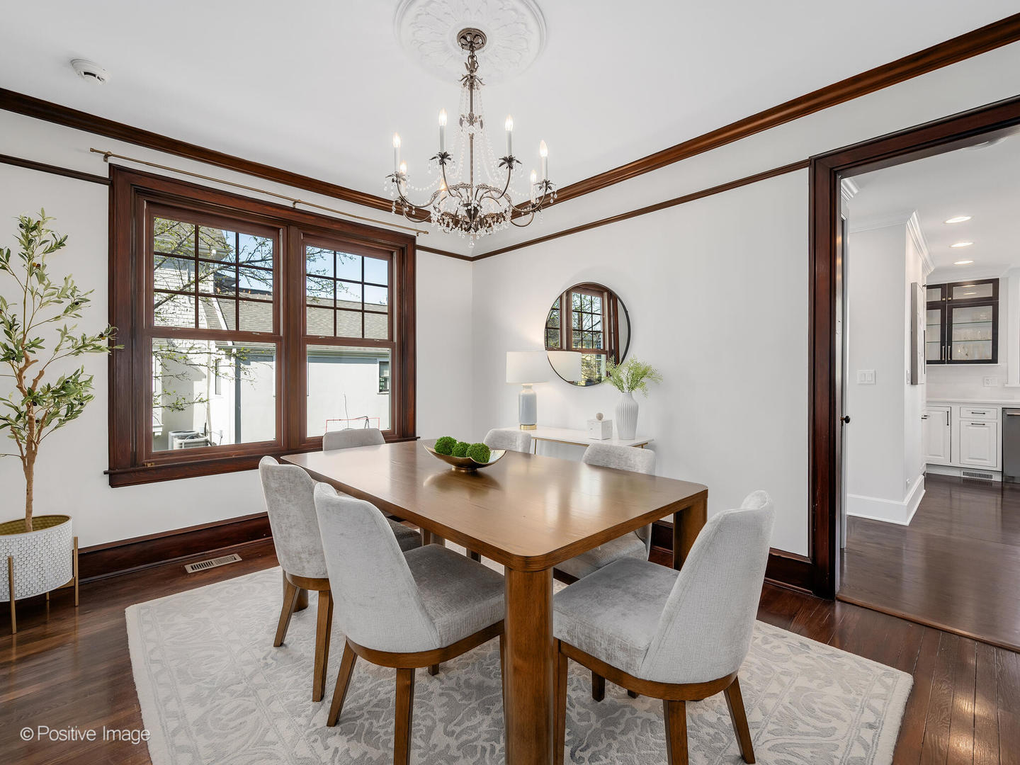 123 S Kensington Avenue, La Grange, IL 60525