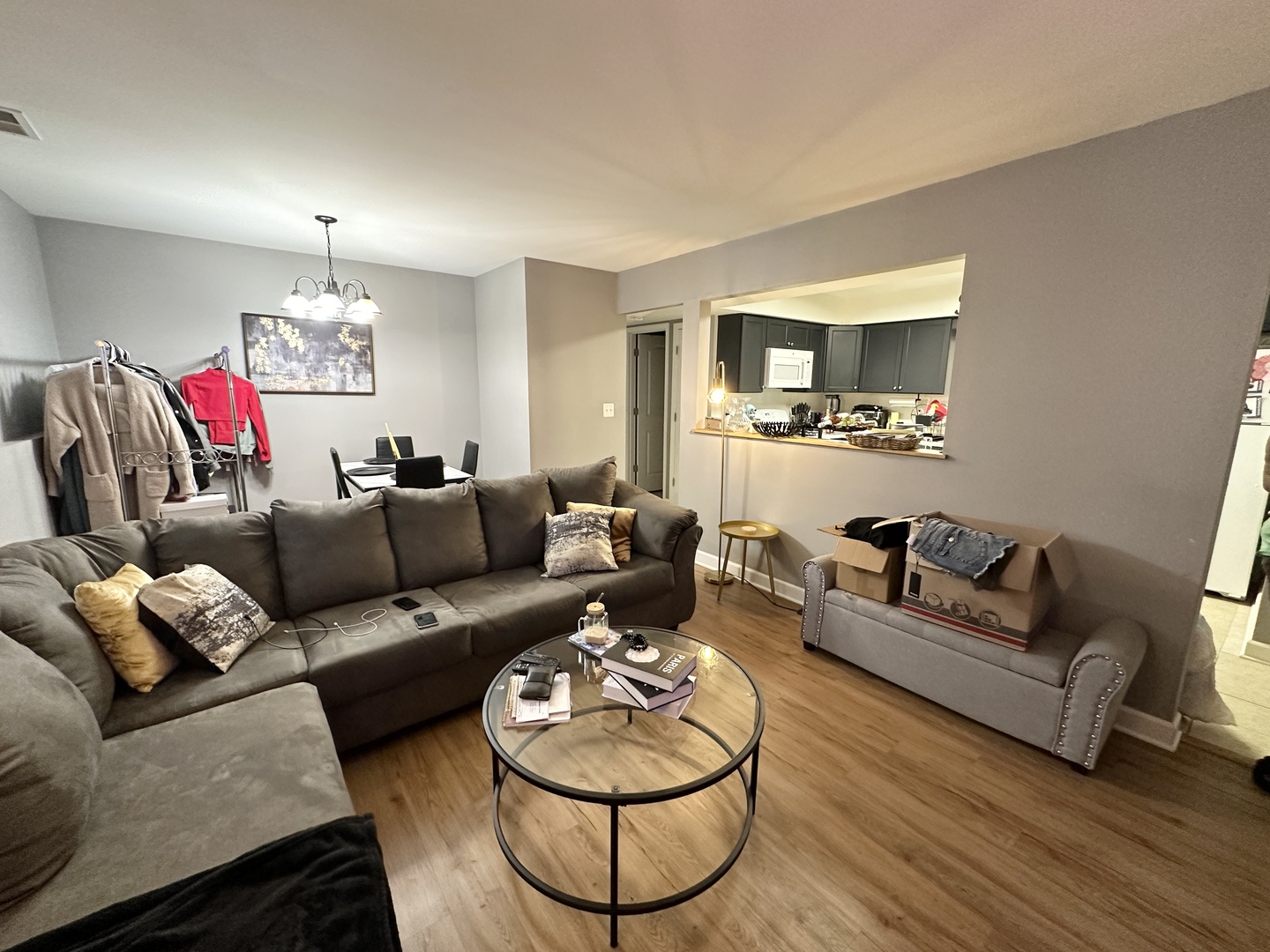 2390 Bicentennial Avenue #4, Crest Hill, IL 60403