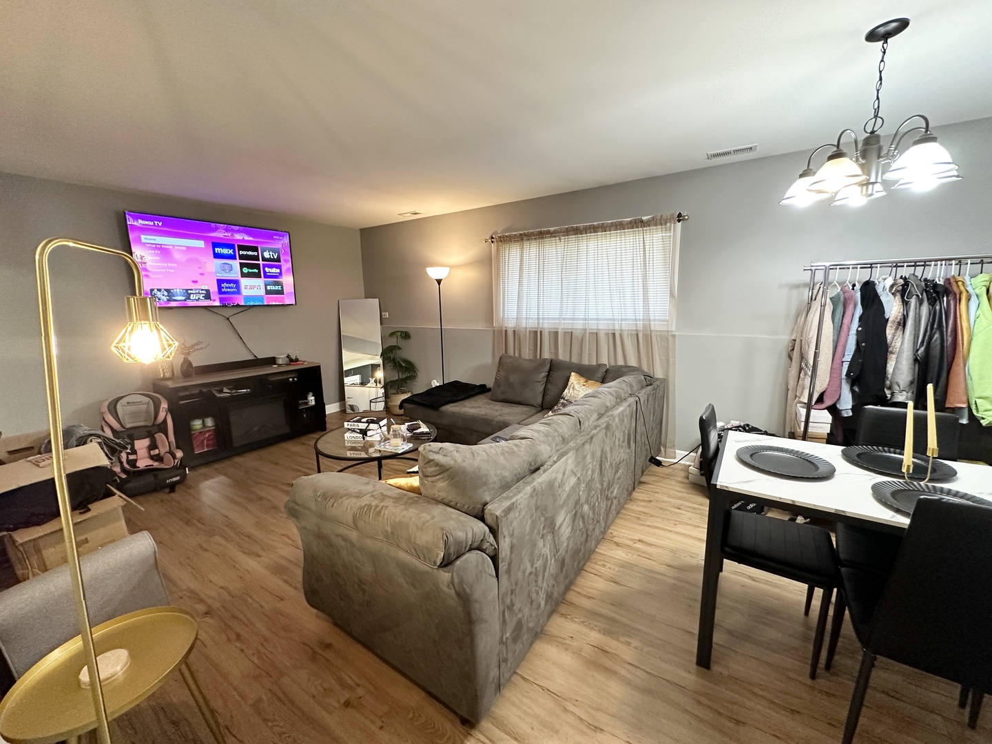 2390 Bicentennial Avenue #4, Crest Hill, IL 60403