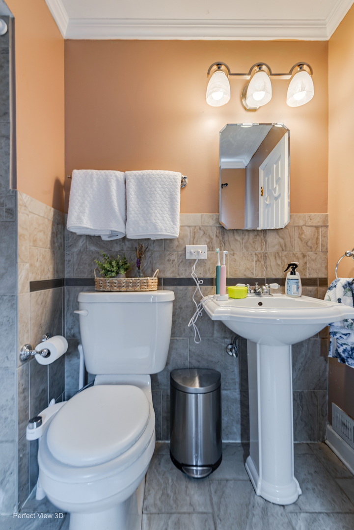 608 Beach Avenue, La Grange Park, IL 60526