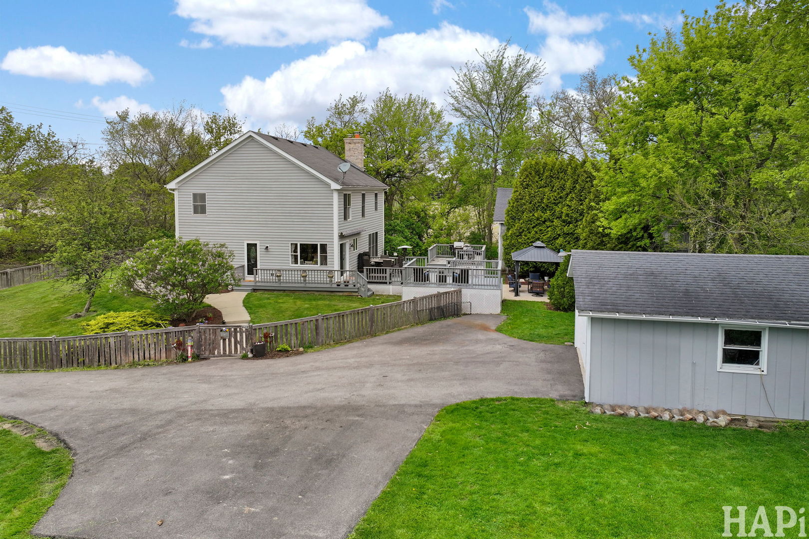 10N775 Muirhead Road, Elgin, IL 60124