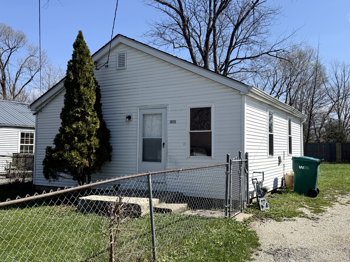 1504 S Ottawa Street, Joliet, IL 60436